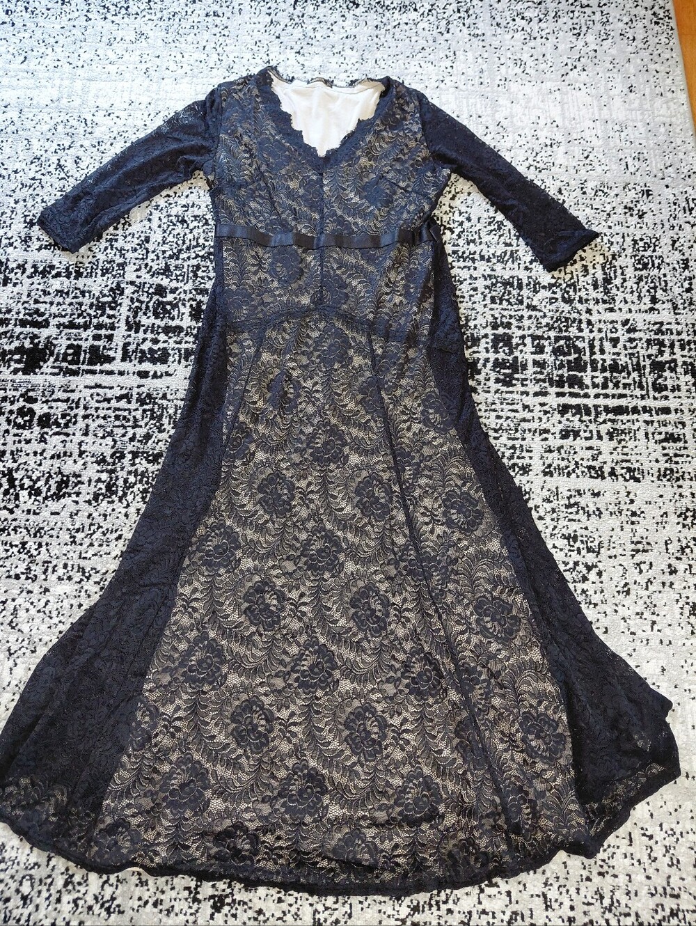 Miusol Black Lace Maxi Gown 2XL Formal Evening Dress Nude Lining Scalloped - Picture 7 of 16